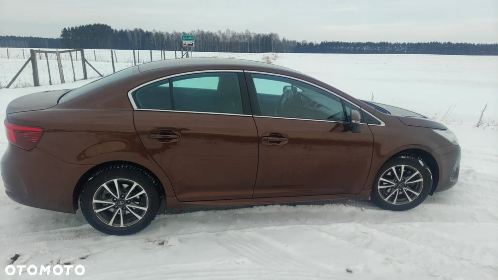 Toyota Avensis 1.8 Selection - 4