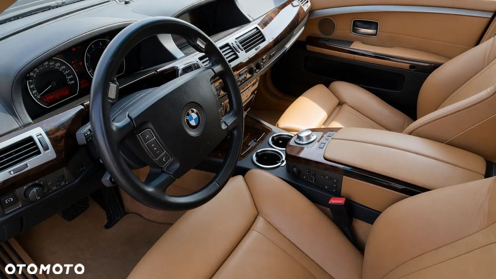 BMW Seria 7 760i L - 9