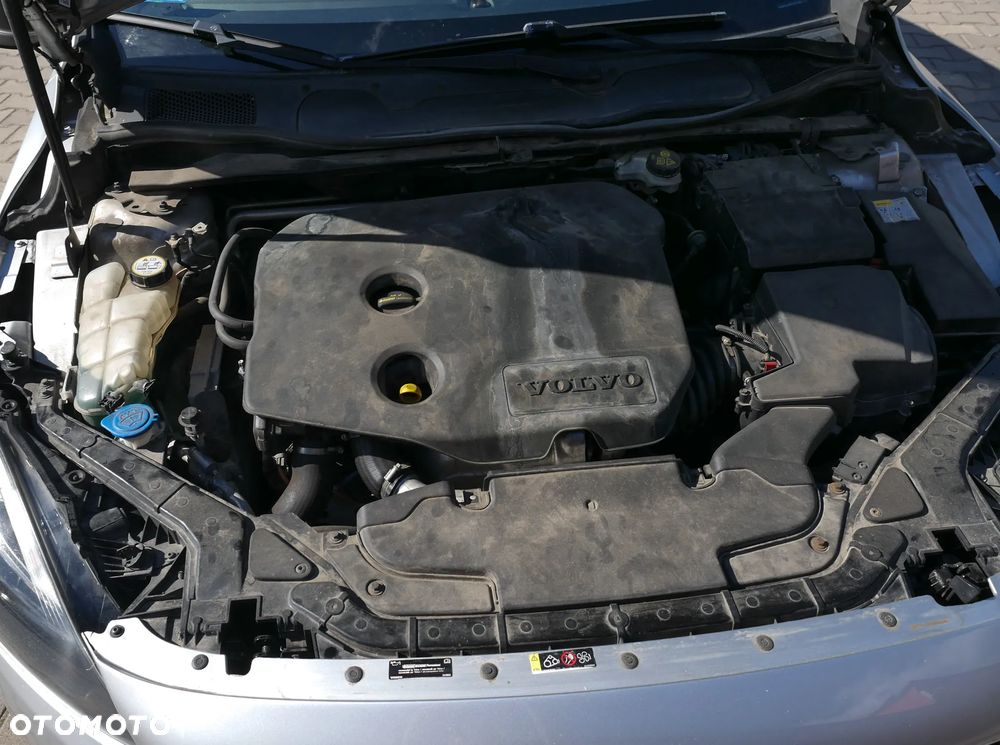 Volvo V40 D2 Powershift Momentum - 25