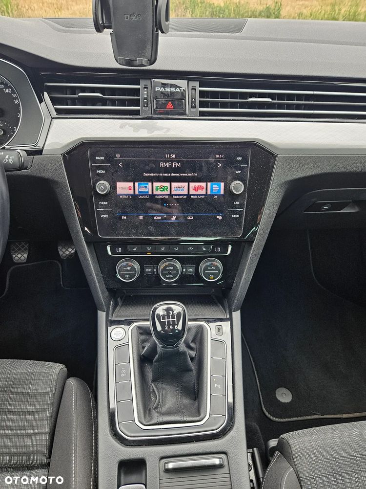 Volkswagen Passat 1.5 TSI OPF Elegance - 12