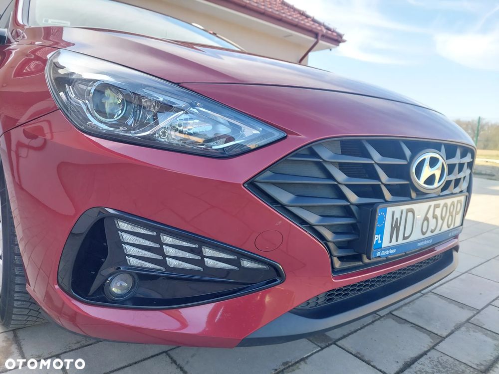 Hyundai i30 1.5 DPI Classic + - 12