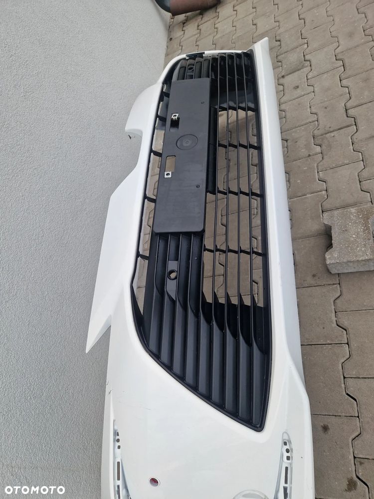 Zderzak Toyota Corolla XII E210 E21 sedan - 6