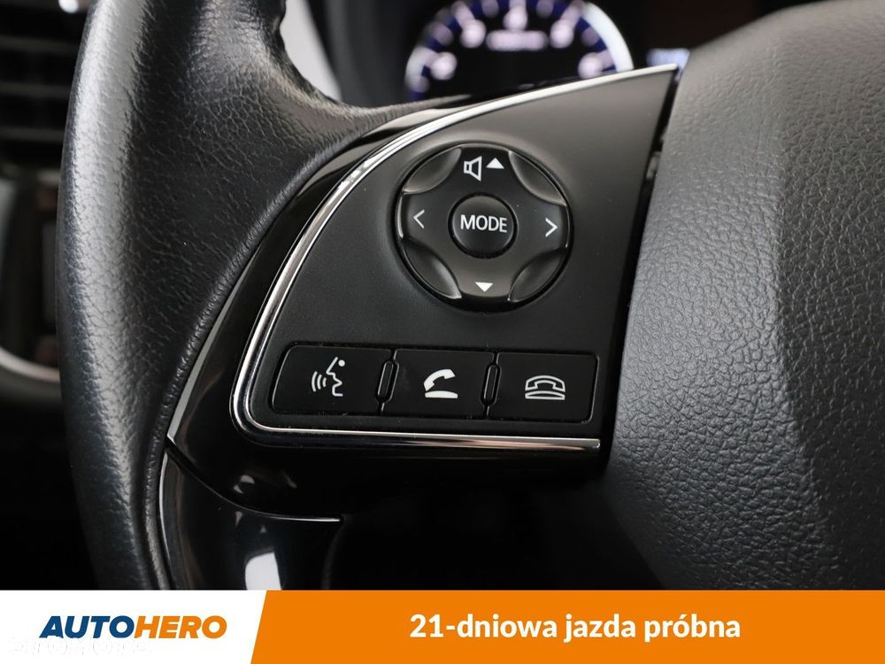 Mitsubishi Outlander - 29