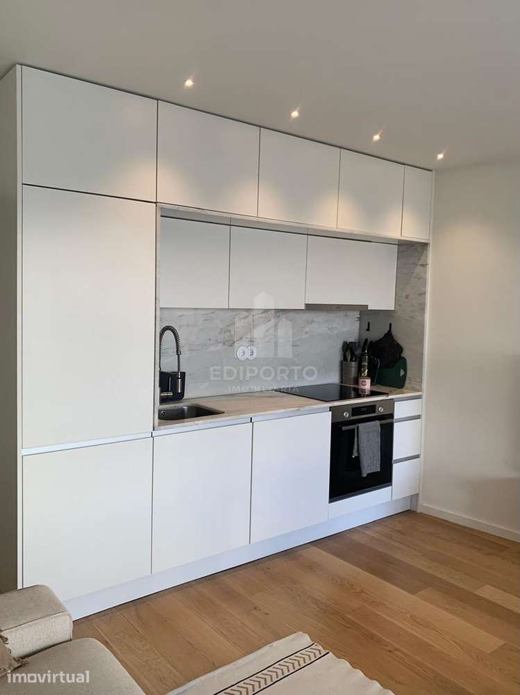 Apartamento T1 mobilado com varanda ao Metro Campanhã- DISPONÍVEL A PA - Grande imagem: 5/15