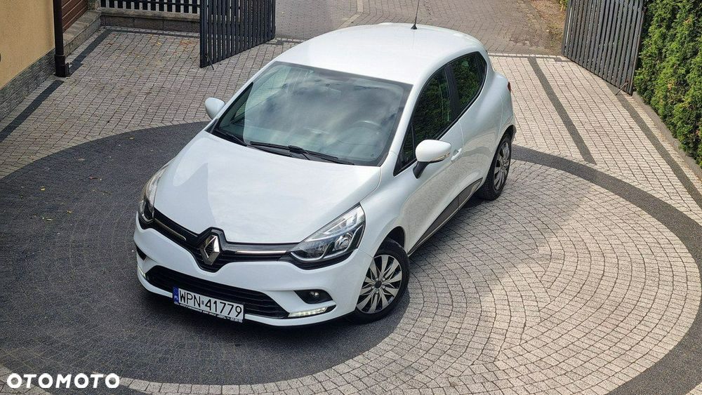 Renault Clio - 19