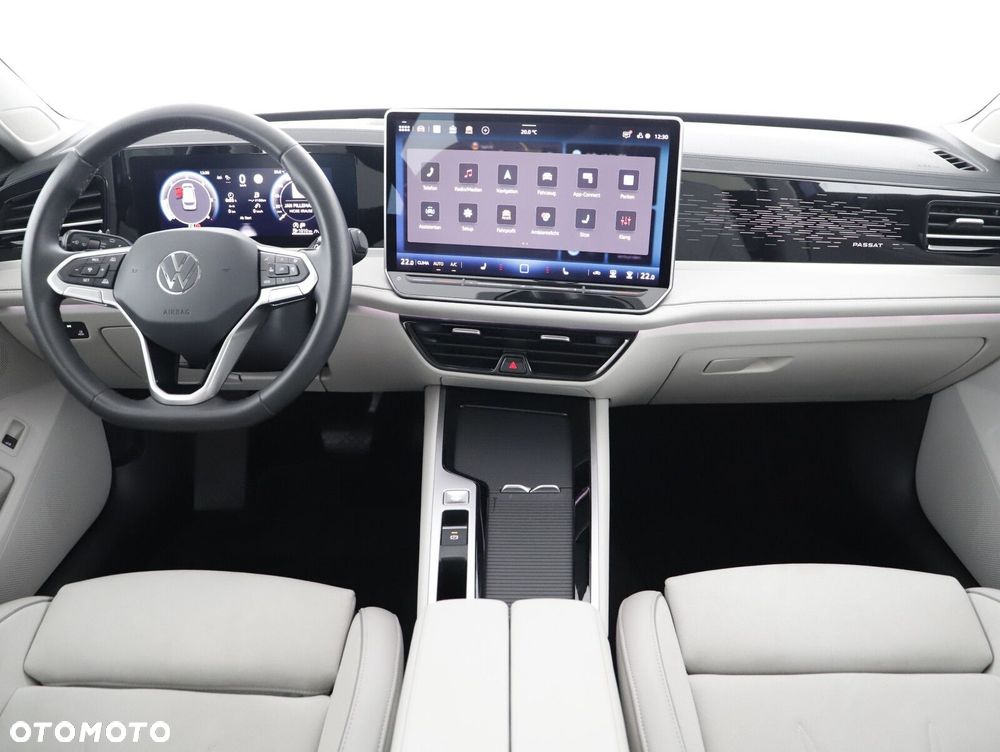 Volkswagen Passat - 12