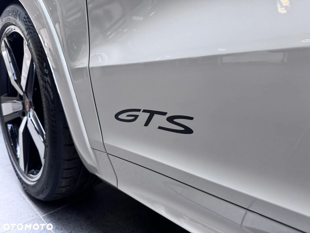 Porsche Cayenne - 19