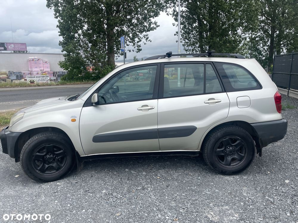 Toyota RAV4 D-4D 4x4 Edition - 17