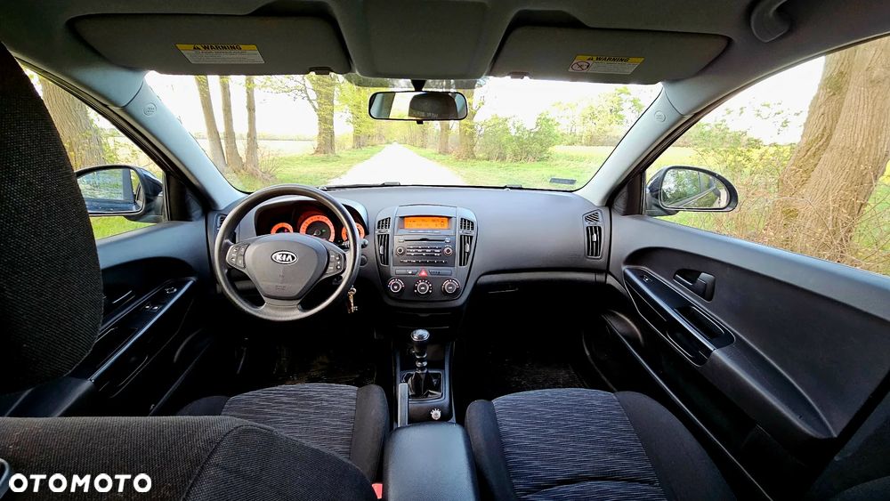 Kia Ceed 1.6 CVVT LX - 9