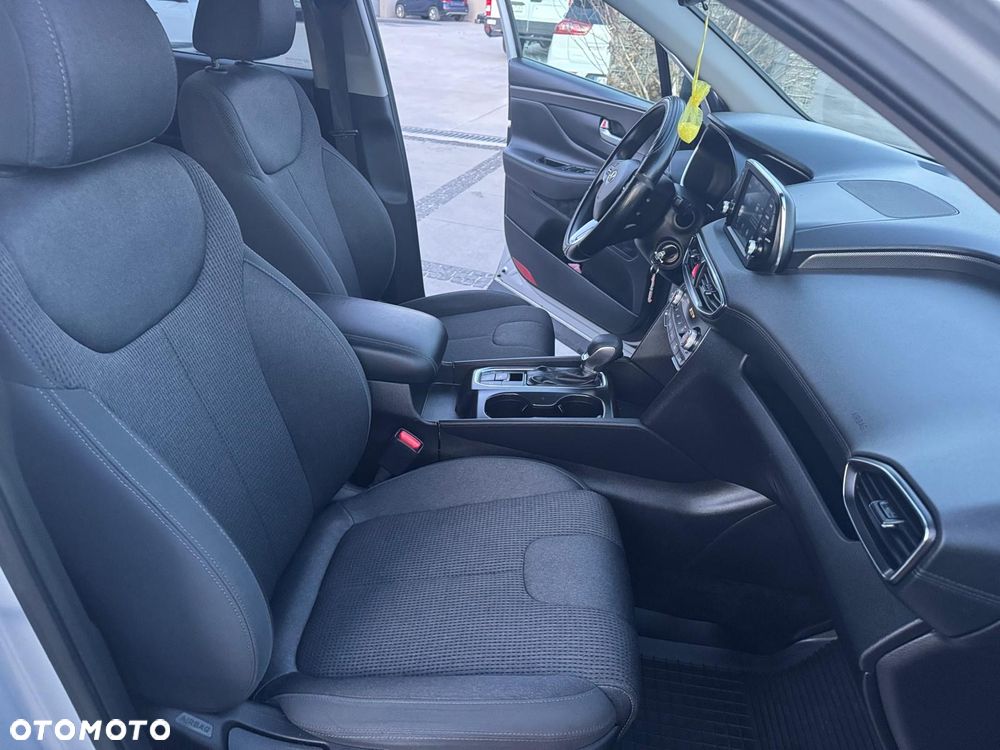 Hyundai Santa Fe - 31