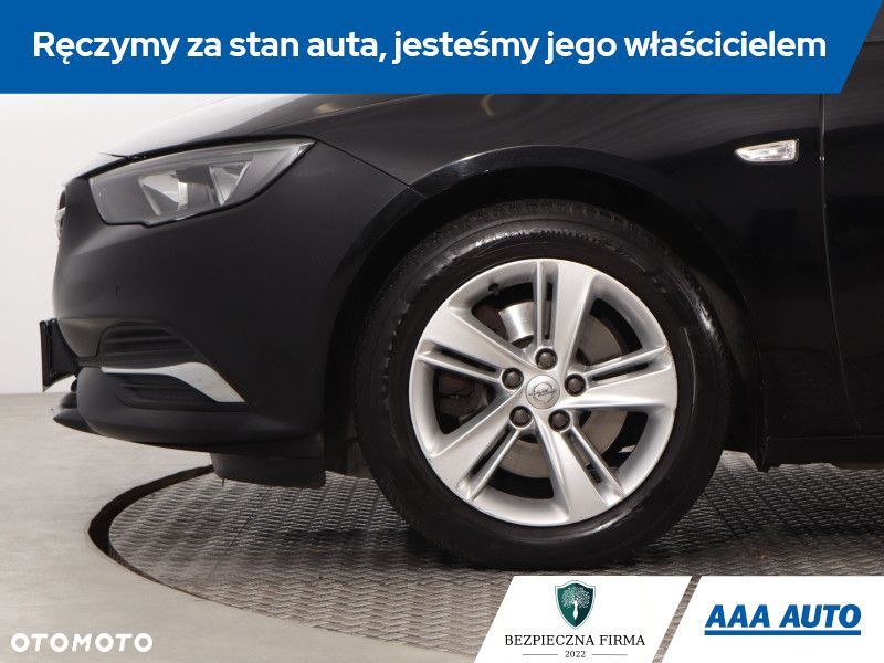 Opel Insignia - 17