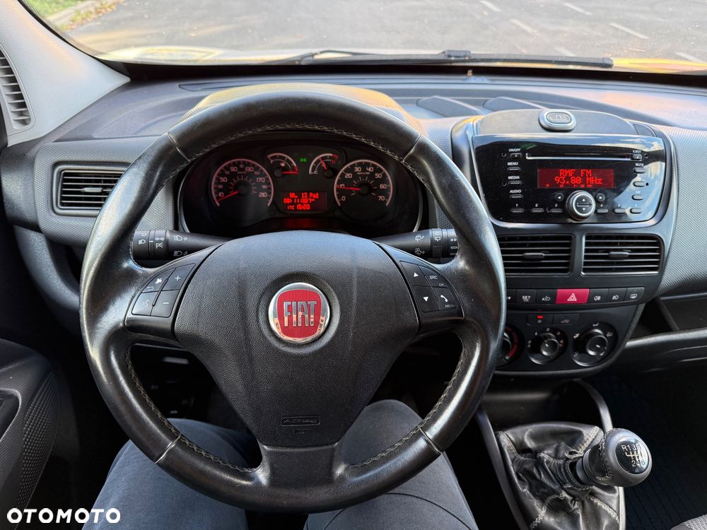 Fiat Doblo 2.0 16V Multijet Emotion - 10