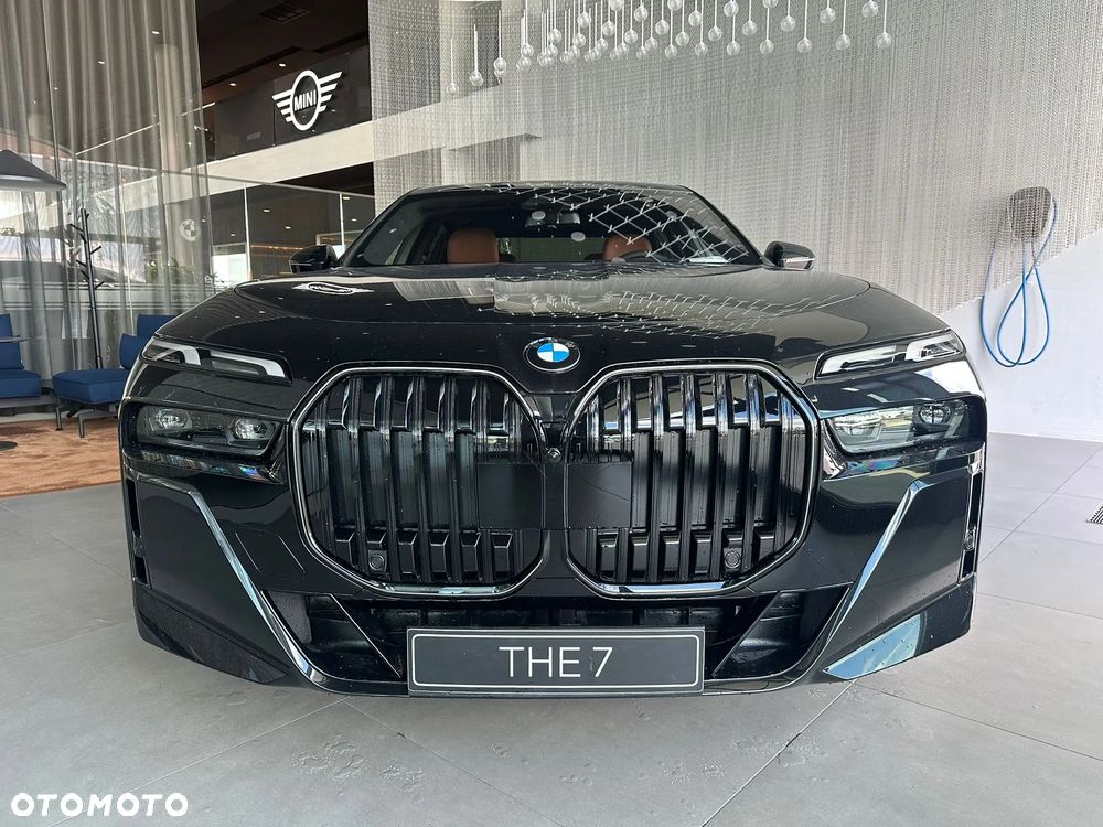 BMW Seria 7 740d xDrive mHEV sport - 10