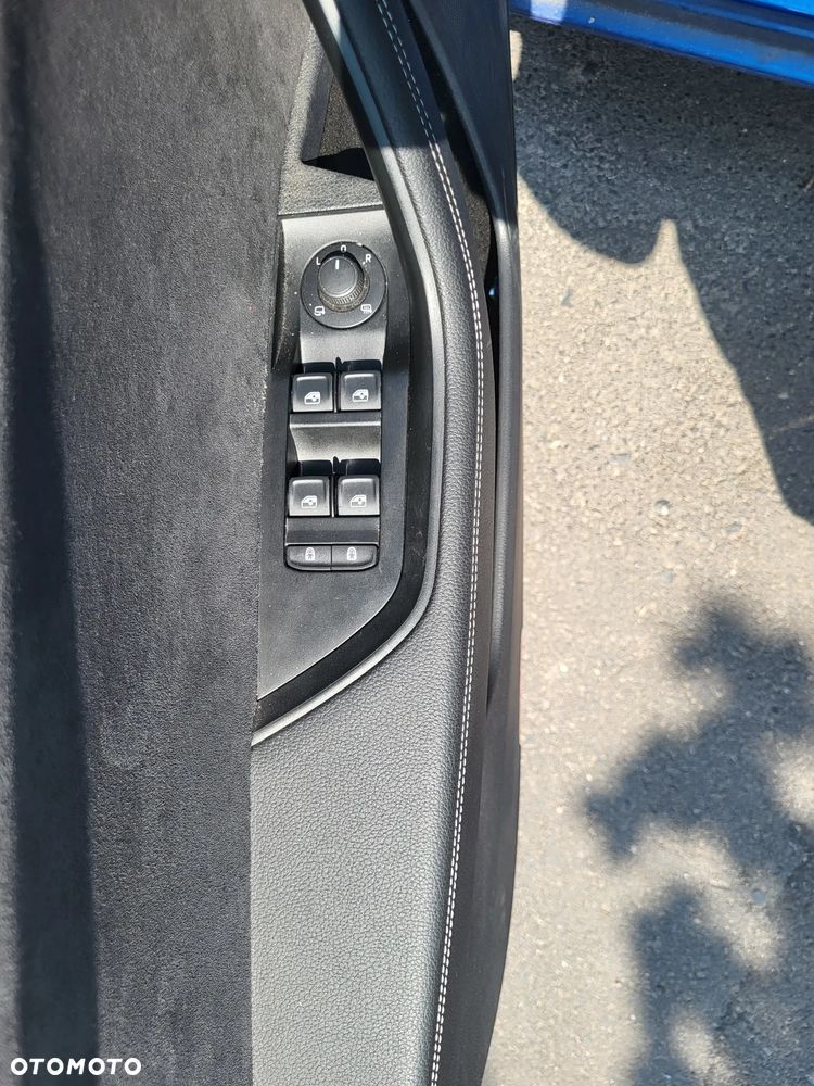 Skoda Superb 2.0 TSI Sportline DSG - 17