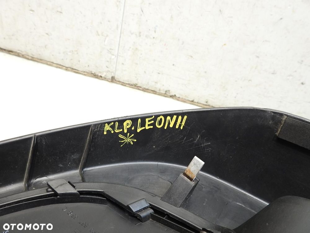 OSŁONA KLAPY TYŁ SEAT LEON II 1P0867601 1P0867606 - 2