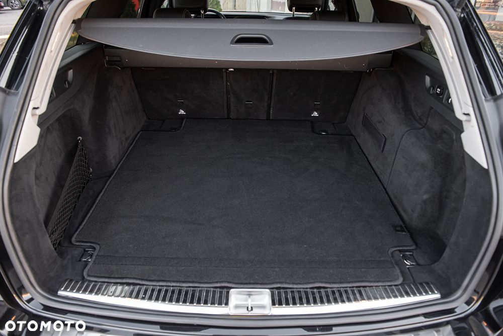 Mercedes-Benz Klasa E 220 d Business Edition 9G-TRONIC - 33