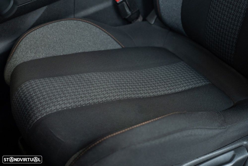 Peugeot 3008 1.5 BlueHDi Active - 19