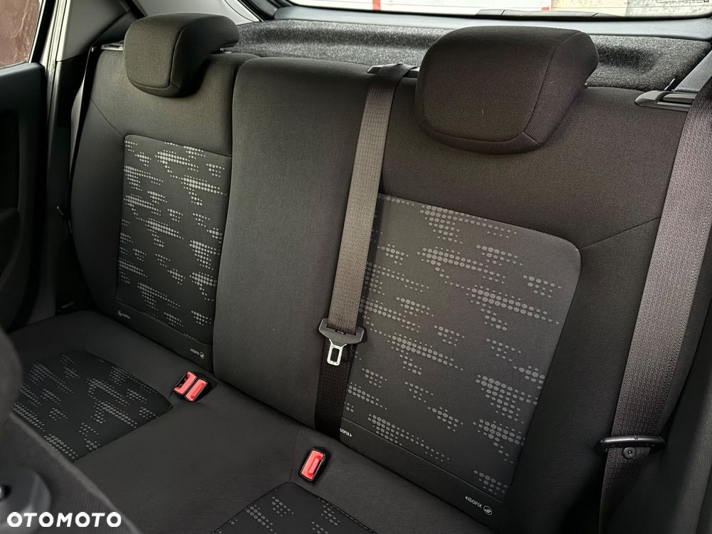 Opel Corsa 1.4 16V Edition - 28