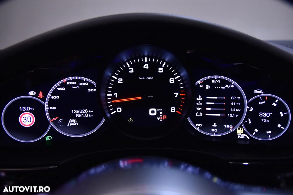 Porsche Panamera - 10