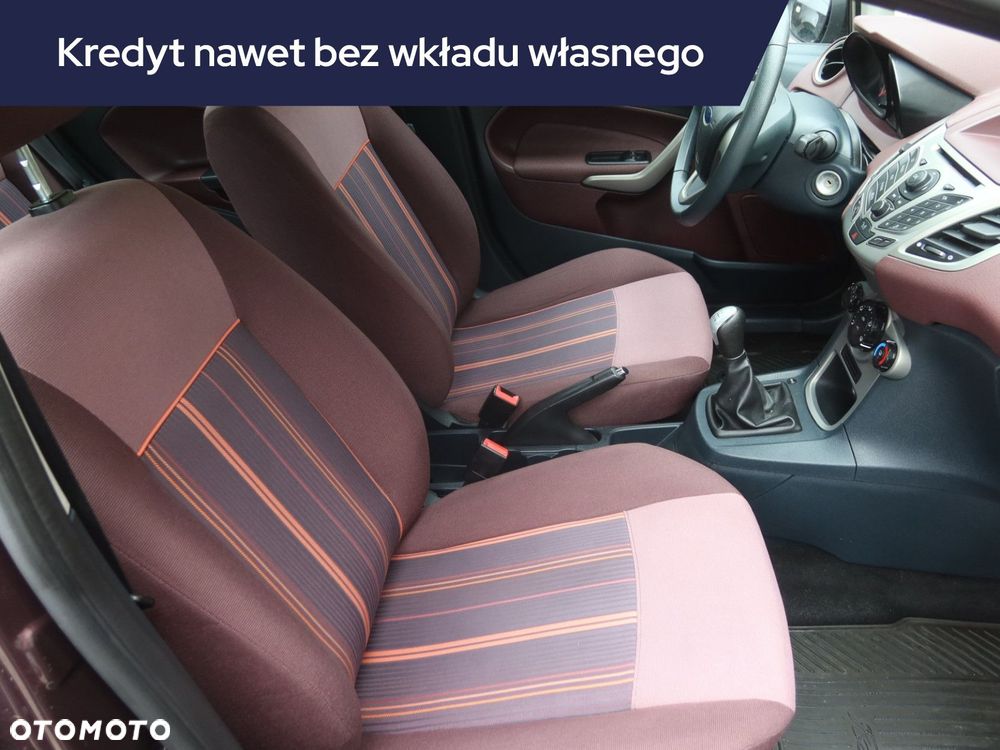Ford Fiesta - 11