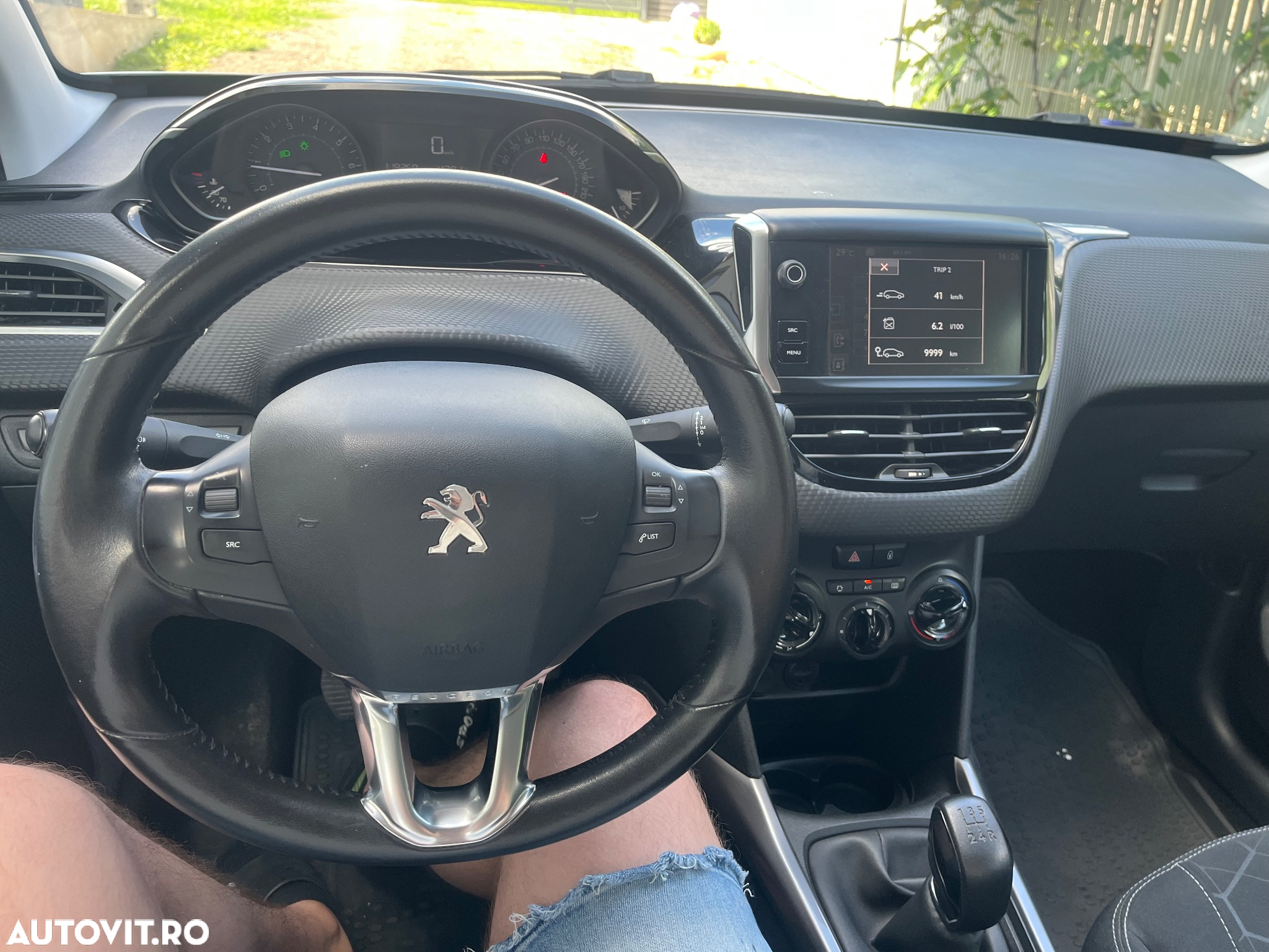 Peugeot 2008 1.2 PureTech Turbo Active - 14