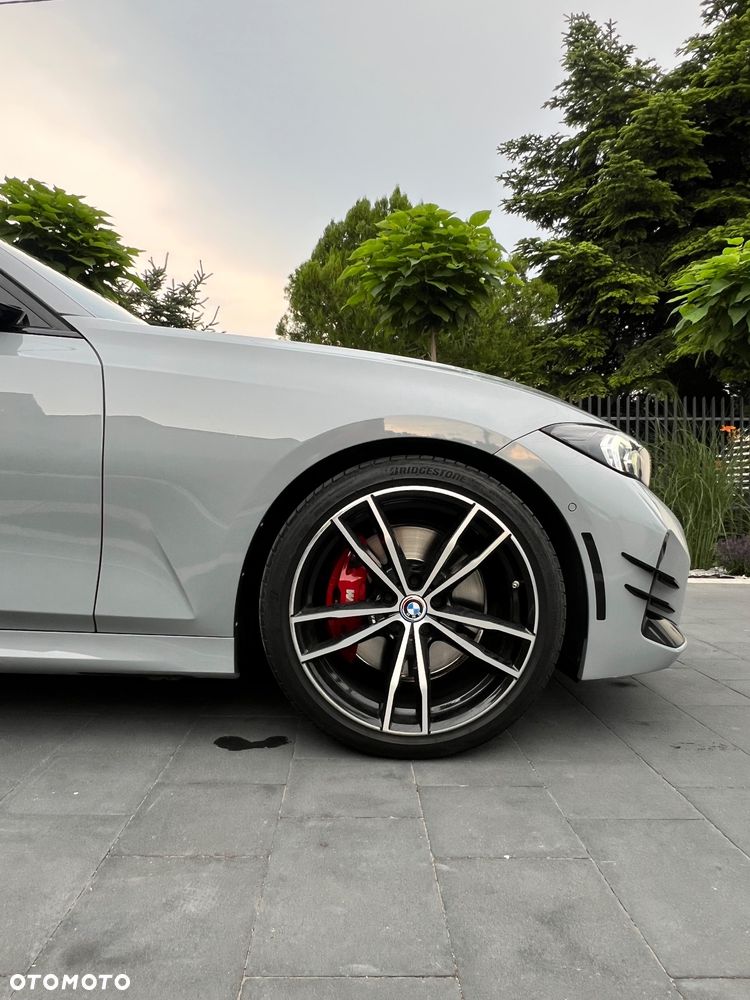 BMW Seria 3 330i M Sport sport - 4