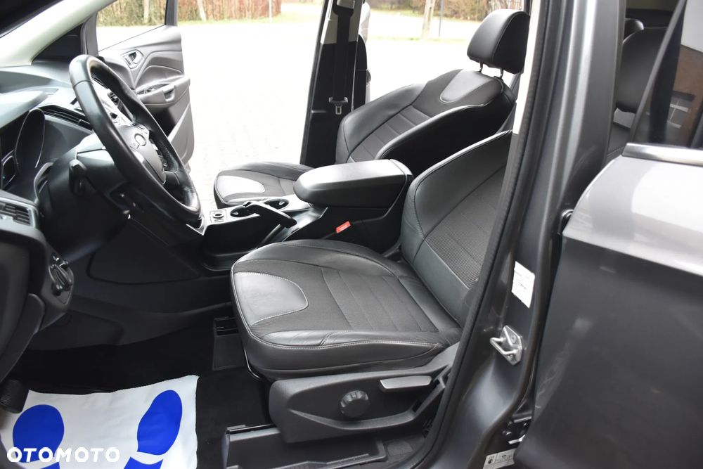 Ford Kuga ver-2-0-tdci-4x4-titanium - 12