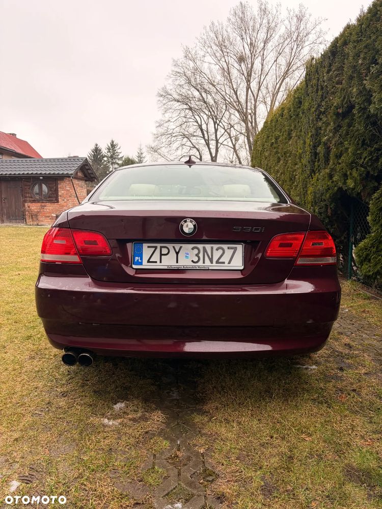 BMW Seria 3 330i - 20