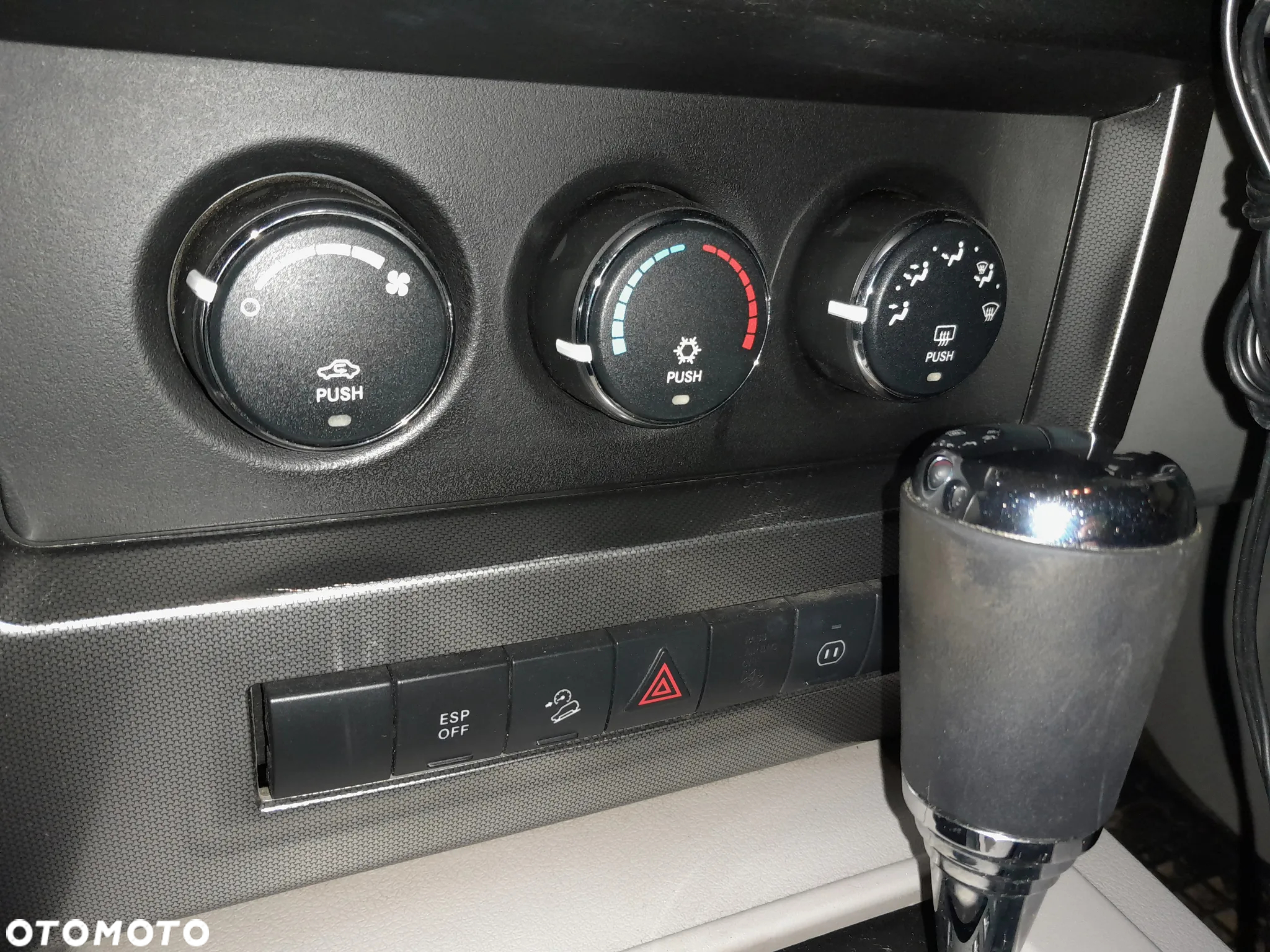 Jeep Liberty 3.7 4x4 - 27