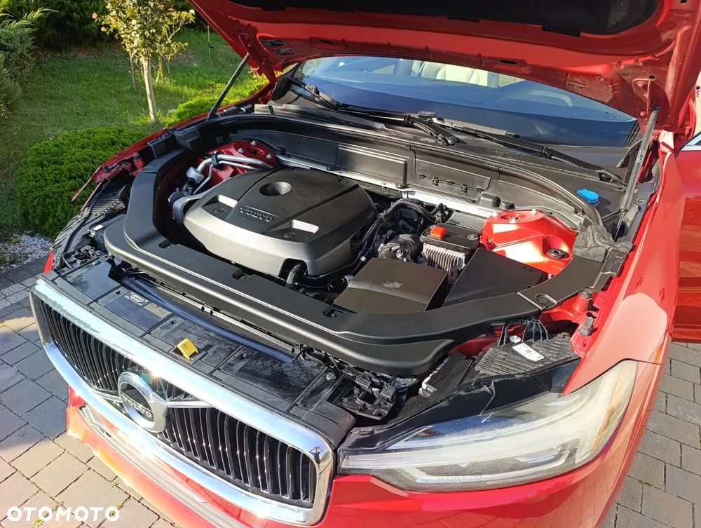 Volvo XC 60 T5 GPF AWD Momentum - 23