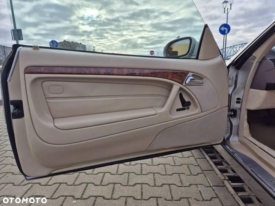 Mercedes-Benz SL 500 - 33