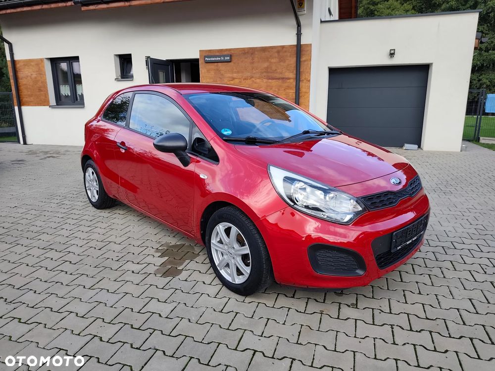 Kia Rio - 5