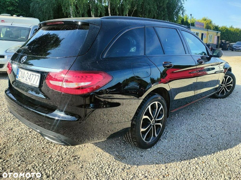 Mercedes-Benz Klasa C - 2