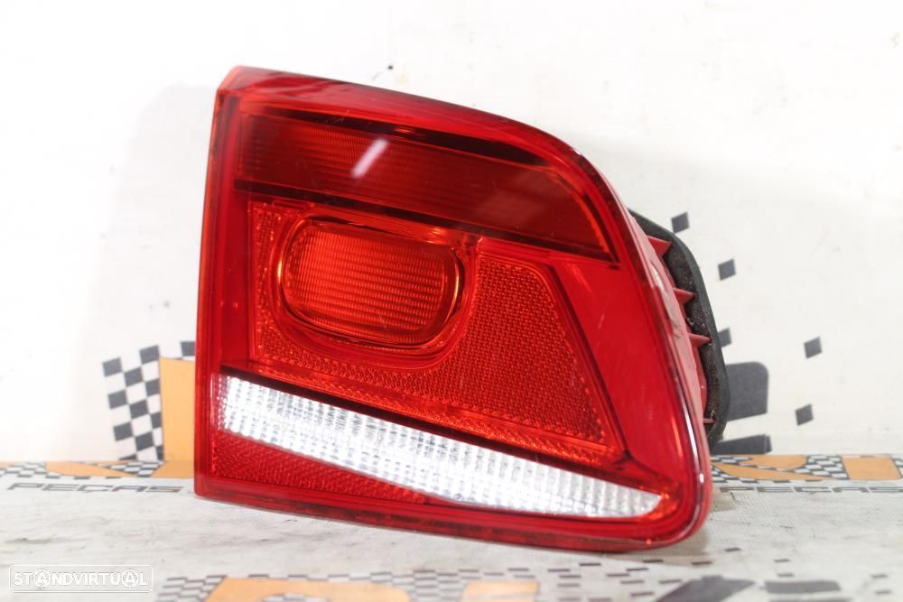 Farolim Esquerdo Volkswagen Passat (362)  90004532 / Chassi Condutor - 3