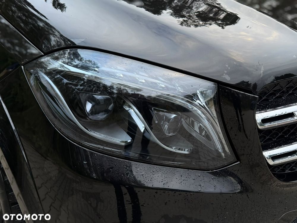 Mercedes-Benz GLS 350 d 4-Matic - 11