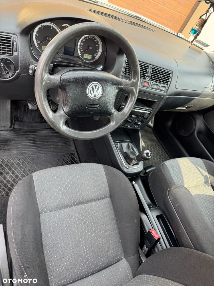 Volkswagen Golf 1.9 TDI Comfortline - 7