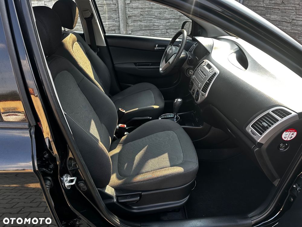 Hyundai i20 1.4 Comfort - 16
