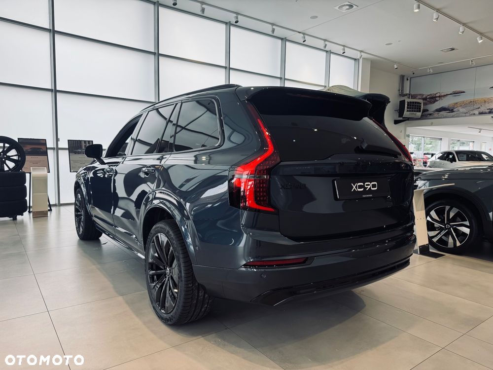 Volvo XC 90 B5 B AWD Ultra Black Edition 7os - 4