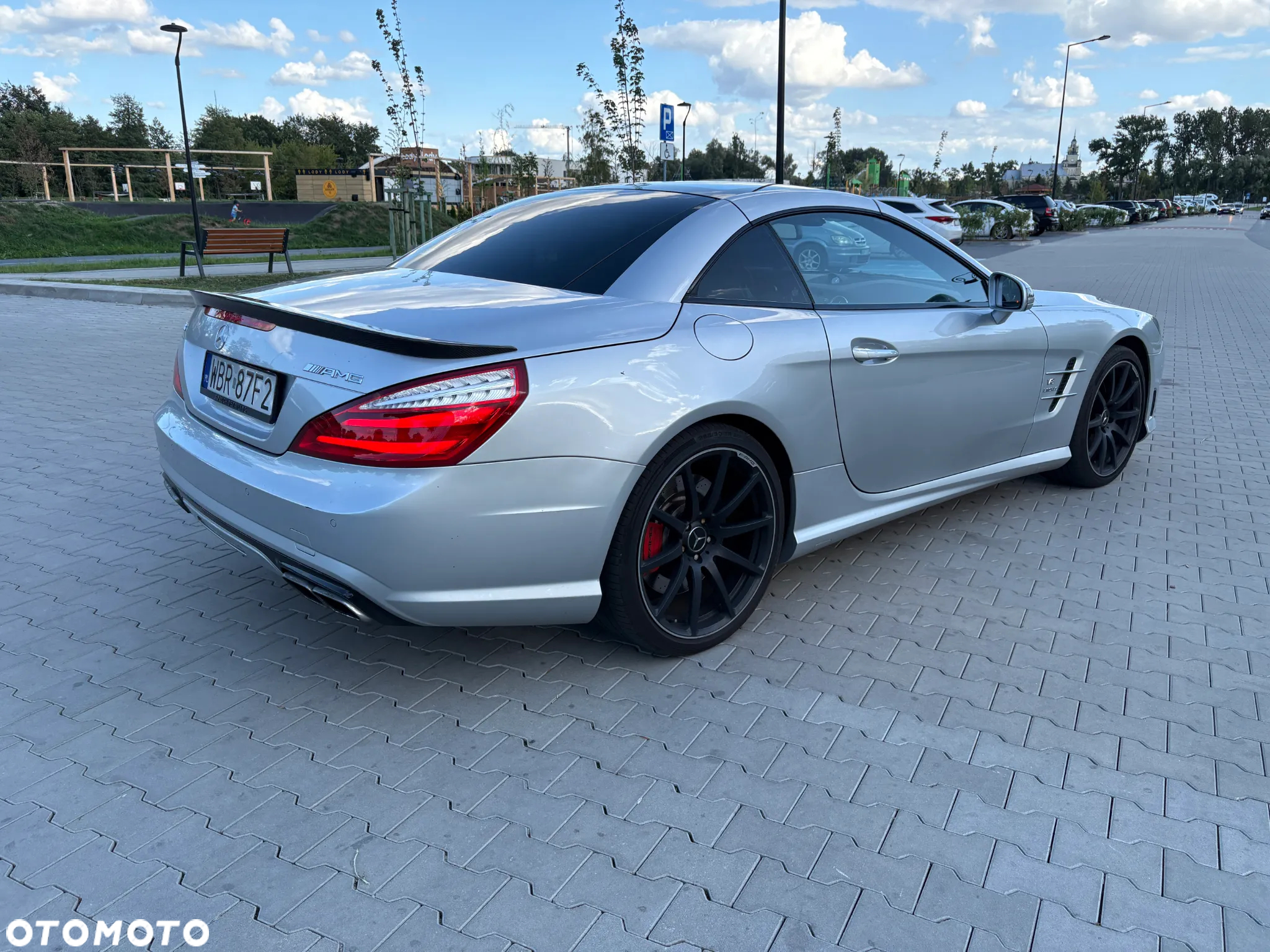 Mercedes-Benz SL 63 AMG AMG Speedshift MCT 7-Gang Sportgetriebe AMG Performance Package - 4