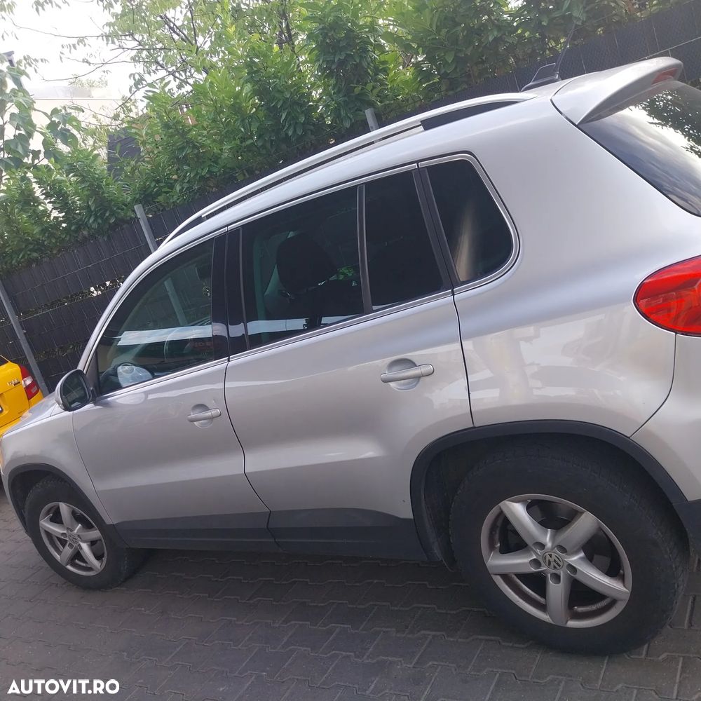 Volkswagen Tiguan - 4
