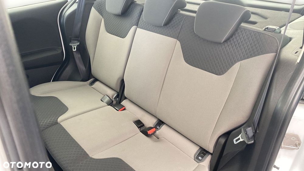Ford Tourneo Courier 1.5 TDCi Trend - 12