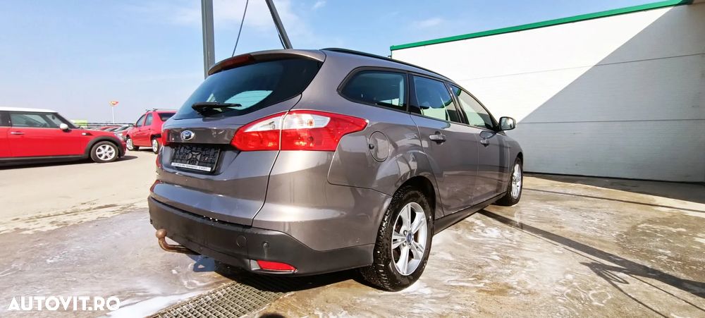 Ford Focus 1.6 TDCI DPF Start-Stopp-System Titanium - 4