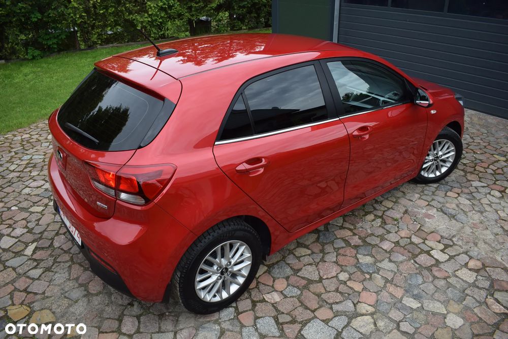 Kia Rio - 15