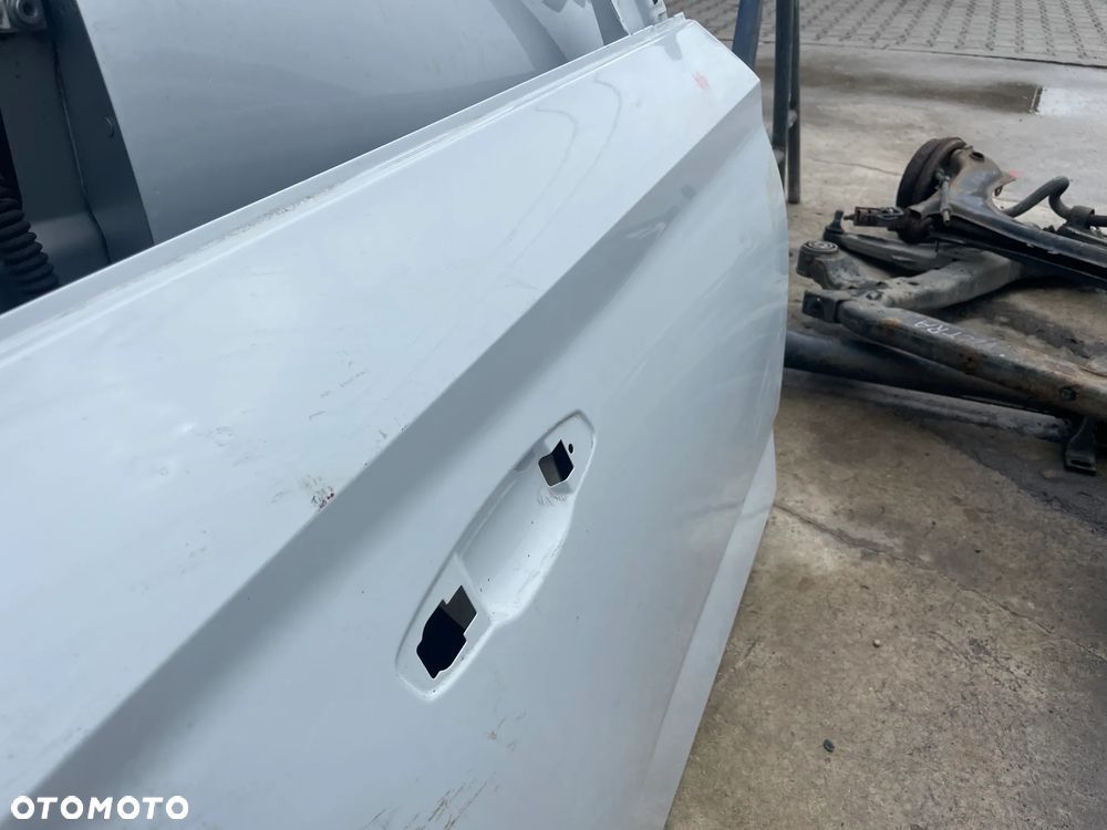 SKODA KAMIQ DRZWI PRAWY TYŁ - 4