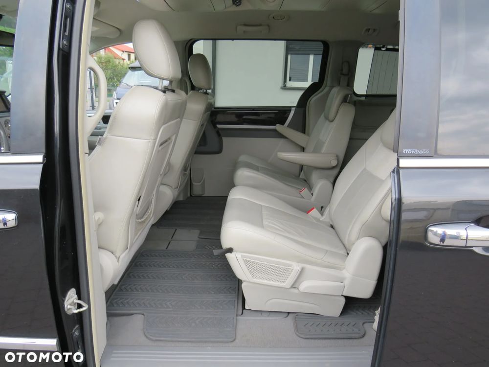 Chrysler Grand Voyager 2.8 CRD Limited - 28