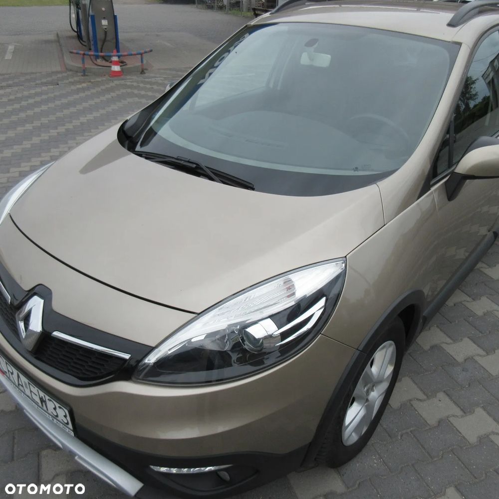Renault Scenic Energy TCe 115 S&S Xmod Bose Edition - 8