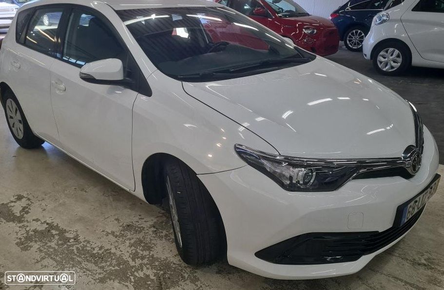 Toyota Auris 1.4 D-4D ACtive+AC - 2