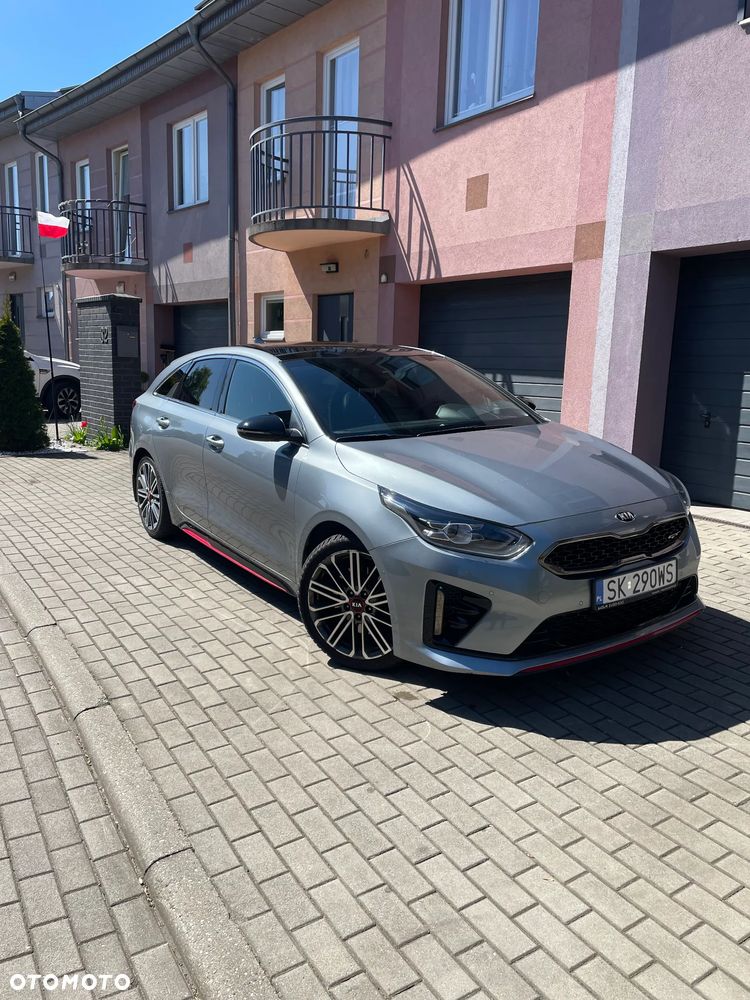 Kia ProCeed - 1