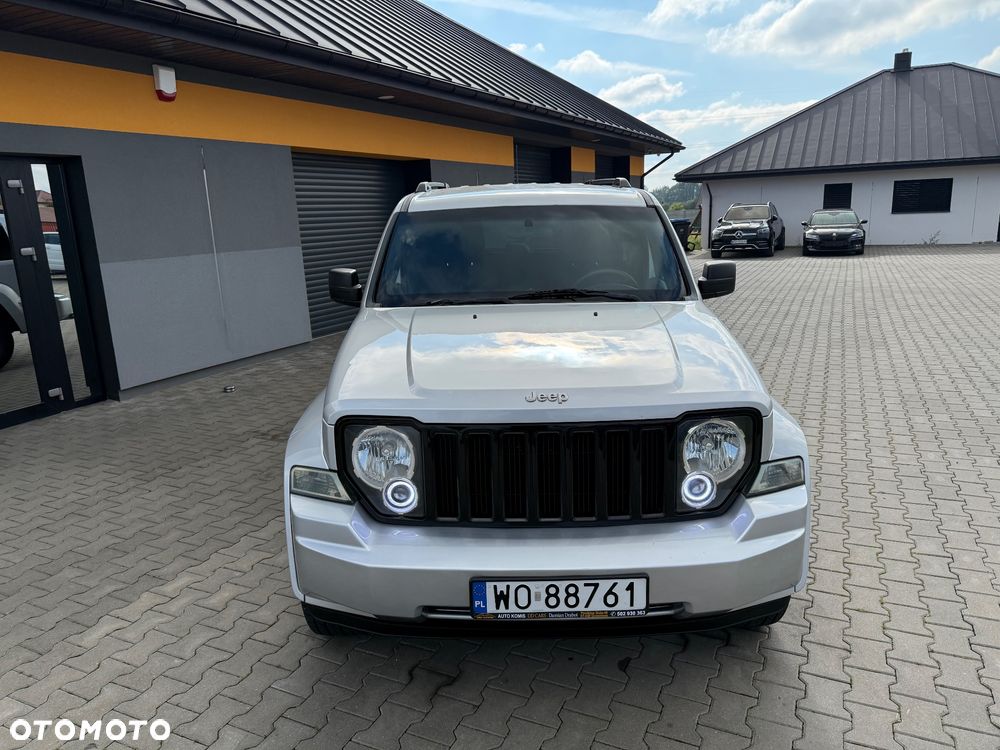 Jeep Liberty - 9