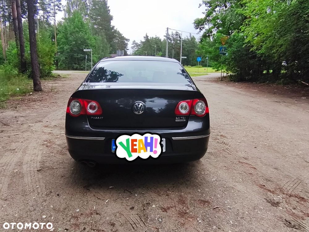 Volkswagen Passat 2.0 TDI Sportline - 5